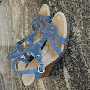 (7M) Rockport Powder Blue Shiny Wedge Sandals Summer Vacation Fancy